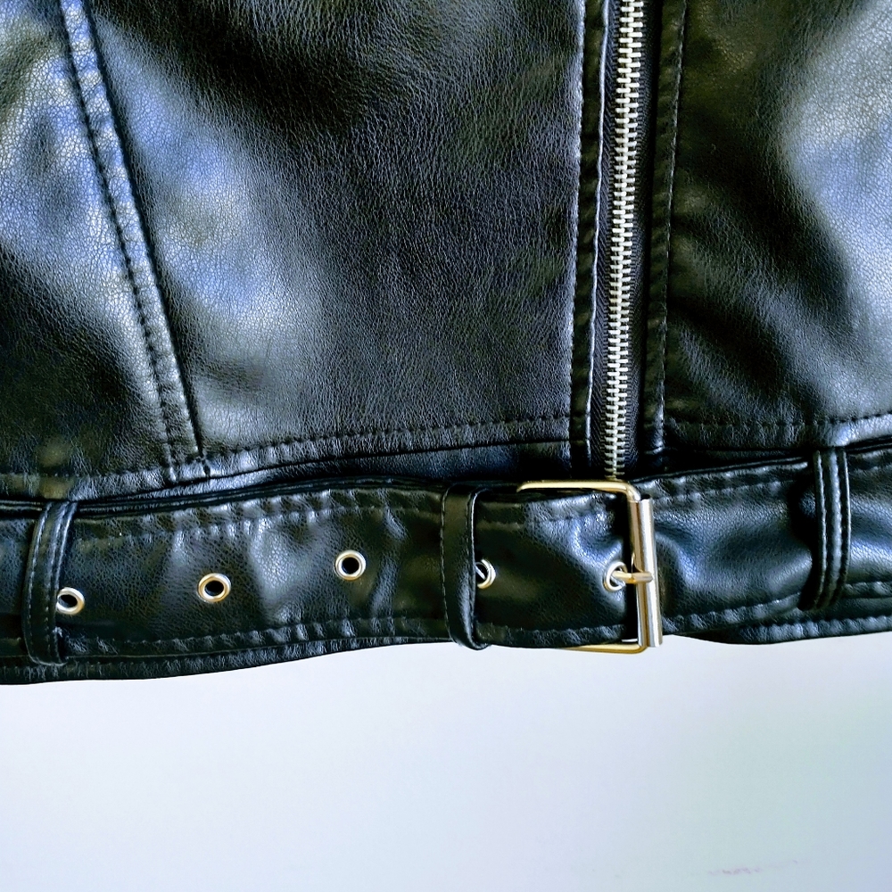 NWOT Shein Black PU Leather Women's Moto Jacket. - Picture 10 of 15